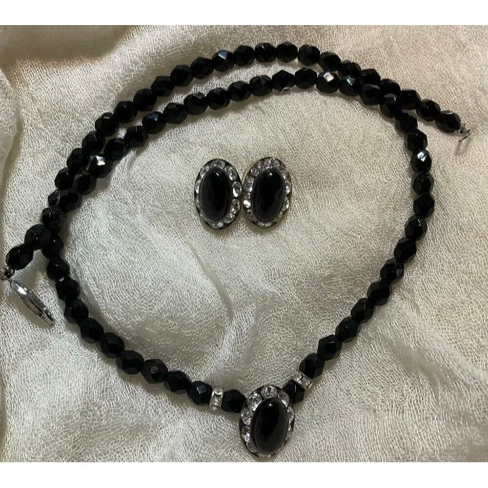Vinage Necklace and Earring Set Black Glass and Rhinestones